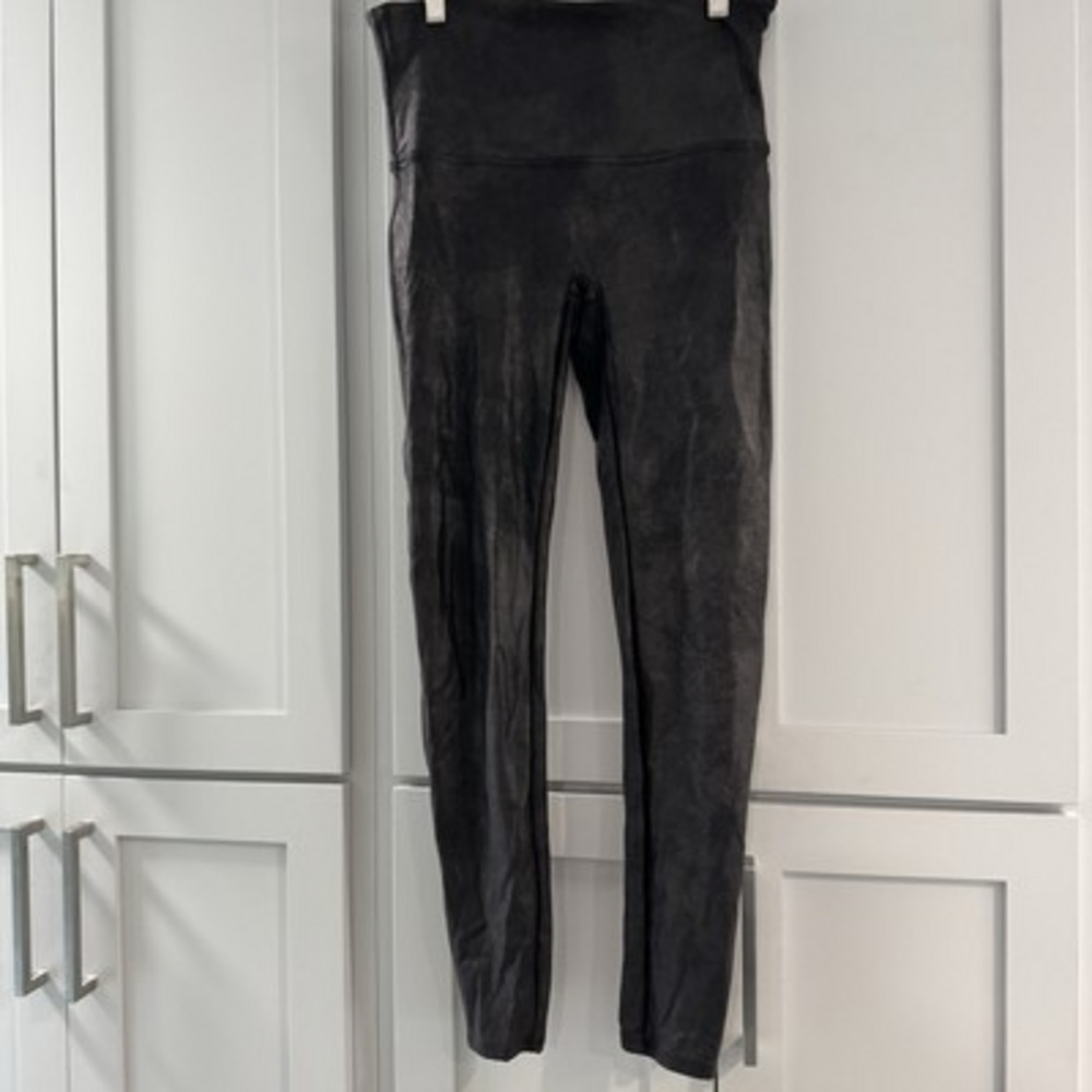 Spanx Black Faux‎ Leather Legging Women’s XL Mid Rise Shapewear